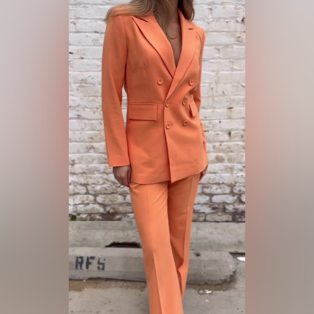 NWT Favorite Daughter Suit SET